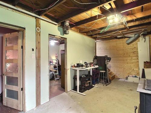 Family room - 922 Rg Cyr, Senneterre - Paroisse, QC - Indoor Photo Showing Basement