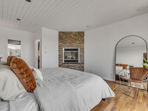 Chambre Ã  coucher principale - 245 Ch. Du Tour-Du-Lac, Lac-Beauport, QC - Indoor Photo Showing Bedroom