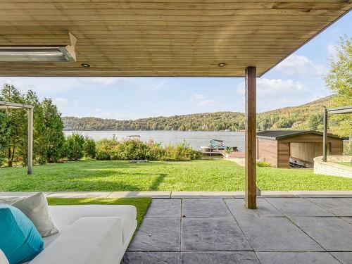 Terrasse - 245 Ch. Du Tour-Du-Lac, Lac-Beauport, QC - Outdoor With Exterior