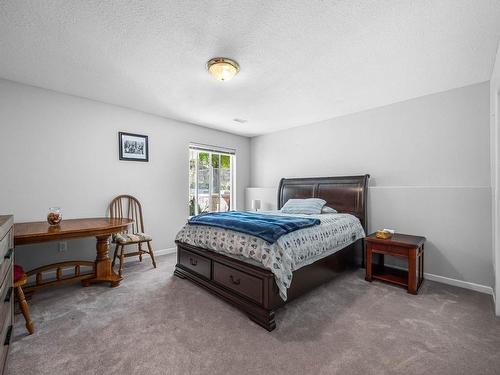 47-1575 Springhill Drive, Kamloops, BC - Indoor Photo Showing Bedroom