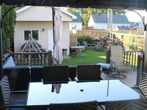 733 Ernestine Avenue, Thunder Bay, ON - Outdoor With Deck Patio Veranda With Exterior