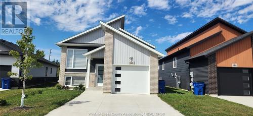 150 Moonstone Crescent, Chatham, ON - Outdoor With Facade