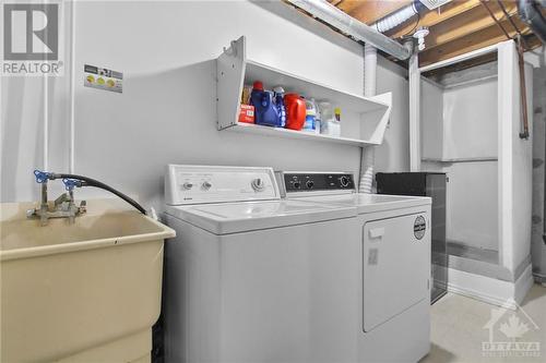 laundry room - 628 Seyton Drive, Ottawa, ON - Indoor Photo Showing Laundry Room