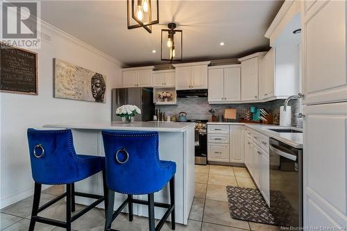 69 Blanchard, Dieppe, NB - Indoor Photo Showing Kitchen