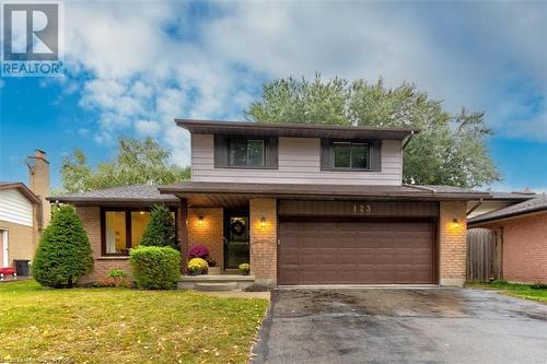 123 Martinglen Crescent, Kitchener, ON - Outdoor