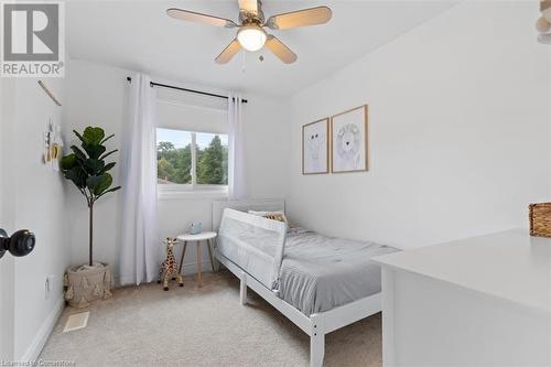 123 Martinglen Crescent, Kitchener, ON - Indoor Photo Showing Bedroom