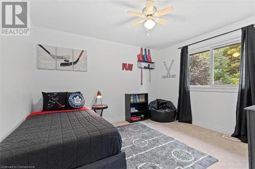 123 Martinglen Crescent, Kitchener, ON - Indoor Photo Showing Bedroom