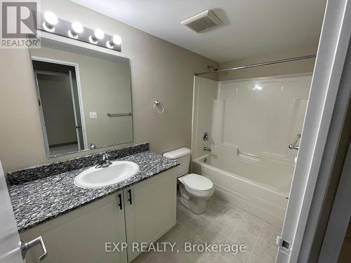 411 - 239 Auburn Drive, Waterloo, ON - Indoor Photo Showing Bathroom