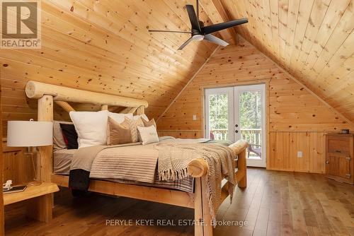 3702 Eagle Lake Road, South River, ON - Indoor Photo Showing Bedroom