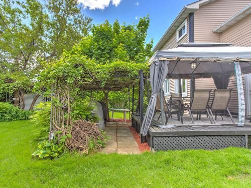 Jardin - 169 Rue Spring Garden, Dollard-Des-Ormeaux, QC - Outdoor With Deck Patio Veranda