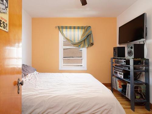 Chambre Ã Â coucher - 2422  - 2426 Av. Letourneux, Montréal (Mercier/Hochelaga-Maisonneuve), QC - Indoor Photo Showing Bedroom