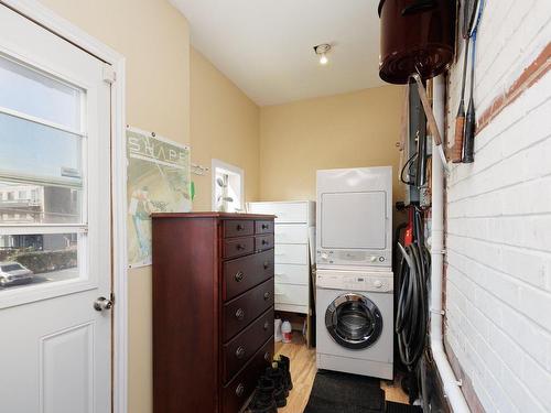 Salle de lavage - 2422  - 2426 Av. Letourneux, Montréal (Mercier/Hochelaga-Maisonneuve), QC - Indoor Photo Showing Laundry Room