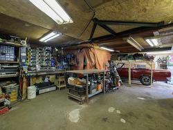 Garage - 