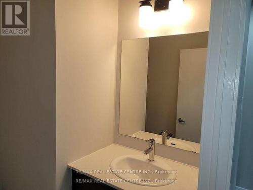 1711 - 360 Square One Drive, Mississauga, ON - Indoor Photo Showing Bathroom