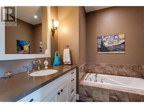 965 Westpoint Drive Lot# 29, Kelowna, BC - Indoor Photo Showing Bathroom