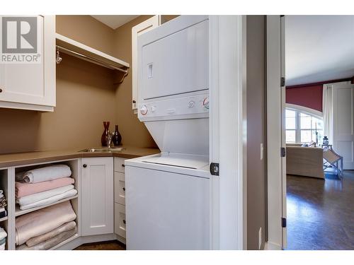 965 Westpoint Drive Lot# 29, Kelowna, BC - Indoor Photo Showing Laundry Room