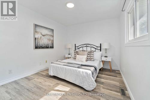 15 Southwood Drive, Kitchener, ON - Indoor Photo Showing Bedroom