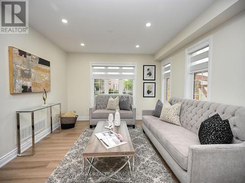 130 Ocean Ridge Drive, Brampton, ON - Indoor Photo Showing Living Room