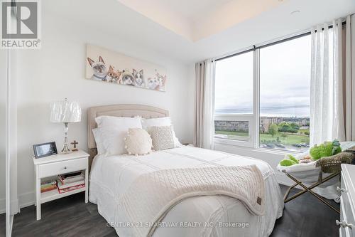 411 - 2450 Old Bronte Road, Oakville, ON - Indoor Photo Showing Bedroom