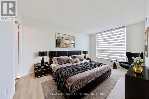 808 - 4850 Glen Erin Drive, Mississauga, ON - Indoor Photo Showing Bedroom