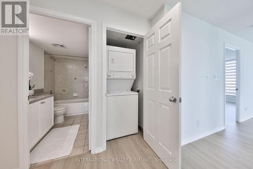 808 - 4850 Glen Erin Drive, Mississauga, ON - Indoor Photo Showing Laundry Room