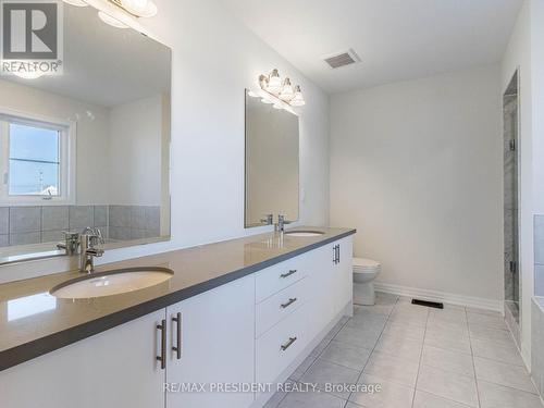 253 Warden Street, Clearview, ON - Indoor Photo Showing Bathroom