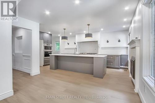 443 Sunnidale Road, Barrie, ON - Indoor Photo Showing Kitchen