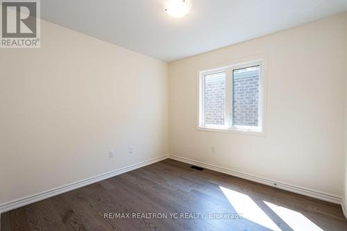 84 Shepherd Drive, Barrie, ON - Indoor Photo Showing Other Room