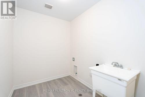 84 Shepherd Drive, Barrie, ON - Indoor Photo Showing Other Room