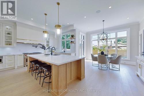 119 Banner Lane, King, ON - Indoor Photo Showing Kitchen With Upgraded Kitchen