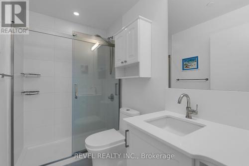 311 - 681 Yonge Street, Barrie, ON - Indoor Photo Showing Bathroom