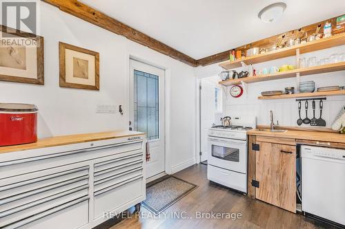 8 - 739 Concession 15 Road W, Tiny, ON - Indoor Photo Showing Kitchen