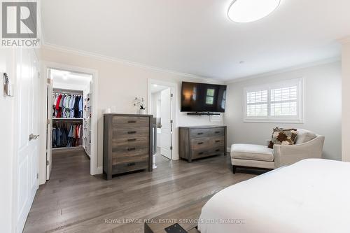 1142 Old Oak Drive, Oakville, ON - Indoor Photo Showing Bedroom