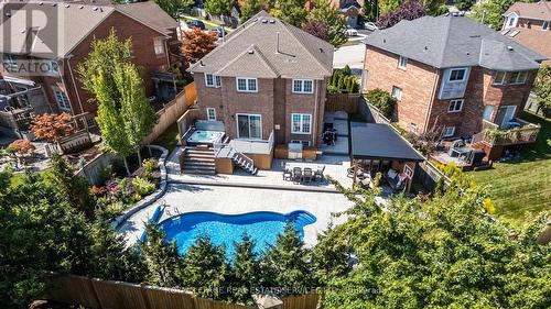 1142 Old Oak Drive, Oakville, ON - Outdoor