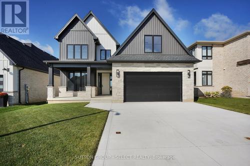 53 Briscoe Crescent, Strathroy-Caradoc (Ne), ON - Outdoor With Facade