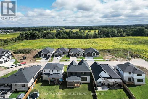 53 Briscoe Crescent, Strathroy-Caradoc (Ne), ON - Outdoor With View