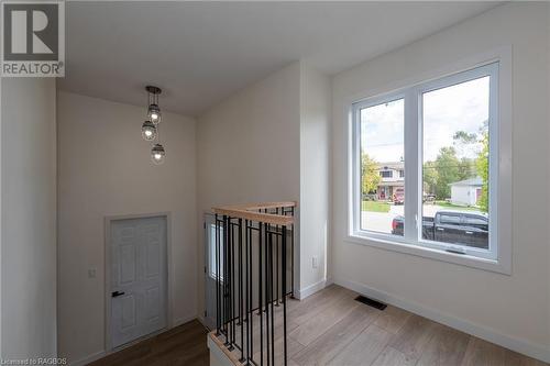 Overlooking Entry Way - 2640 9Th Avenue E, Owen Sound, ON - Indoor Photo Showing Other Room