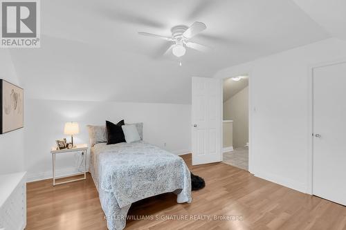 9 Pinedale Avenue, St. Catharines, ON - Indoor Photo Showing Bedroom