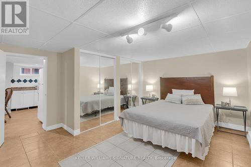 9 Pinedale Avenue, St. Catharines, ON - Indoor Photo Showing Bedroom