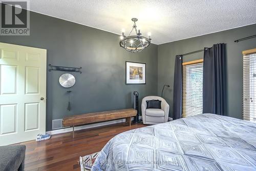 7070 Longwoods (Formerly #20 ) Road, London, ON - Indoor Photo Showing Bedroom