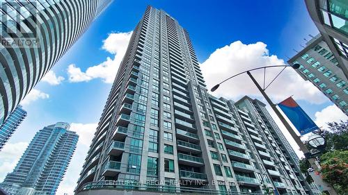 601 - 19 Grand Trunk Crescent, Toronto, ON - Outdoor With Balcony With Facade