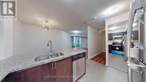 601 - 19 Grand Trunk Crescent, Toronto, ON - Indoor Photo Showing Kitchen With Double Sink With Upgraded Kitchen