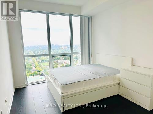 Lp103 - 5162 Yonge Street, Toronto, ON - Indoor Photo Showing Bedroom