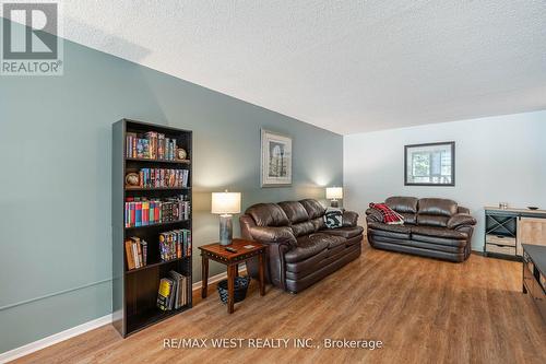 209 - 10 Ajax Street, Guelph, ON - Indoor Photo Showing Living Room