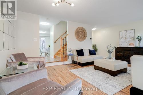 2474 William Jackson Drive, Pickering, ON - Indoor Photo Showing Living Room