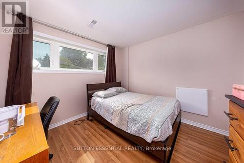 64 Woodstone Crescent, Kingston (Central City West), ON - Indoor Photo Showing Bedroom