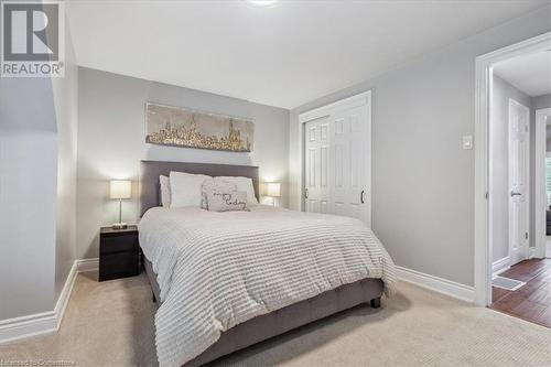 177 Fairfield Avenue, Hamilton, ON - Indoor Photo Showing Bedroom