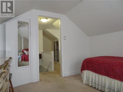 174 Patterson Street, Sudbury, ON - Indoor Photo Showing Bedroom