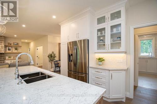 14 Rory Drive, Smith-Ennismore-Lakefield, ON - Indoor Photo Showing Kitchen With Double Sink With Upgraded Kitchen