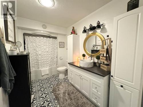 3 Rate St, Chapleau, ON - Indoor Photo Showing Bathroom